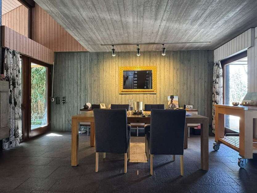 Haus zum Kaufen in Aichwald 990.000 € 242 m²