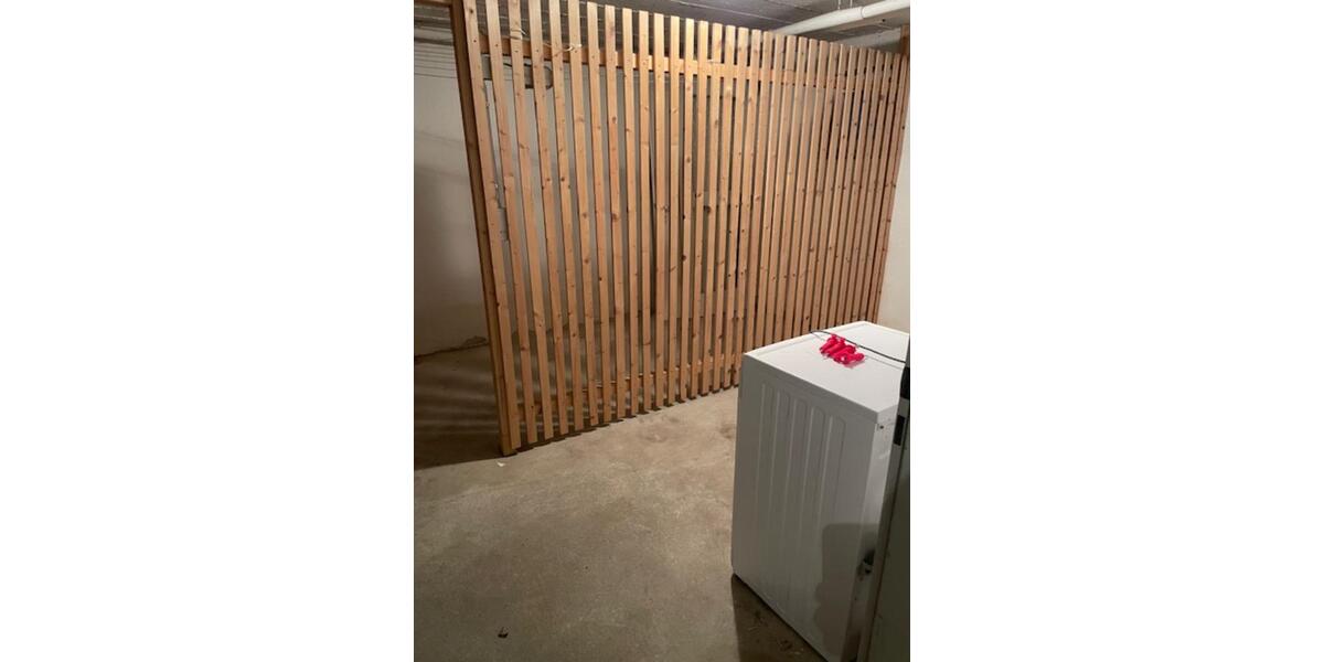 Dachgeschoßwohnung Stuttgart Zuffenhausen - 2 Zimmer, 45 m&sup2;, 900&euro; | Angebot:24224524