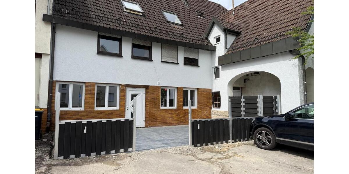 Erdgeschoßwohnung Nürtingen - 3 Zimmer, 64 m&sup2;, 1.095&euro; | Angebot:26687947