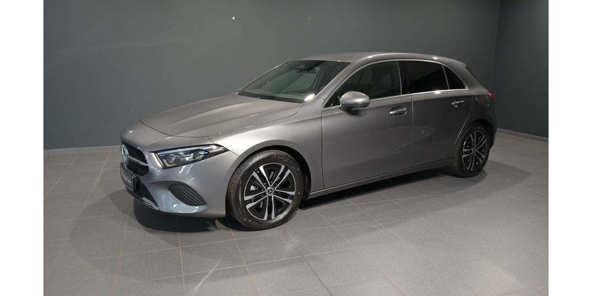 Mercedes-Benz A 180 4.000 km 27.390 &euro; Waiblingen 71332