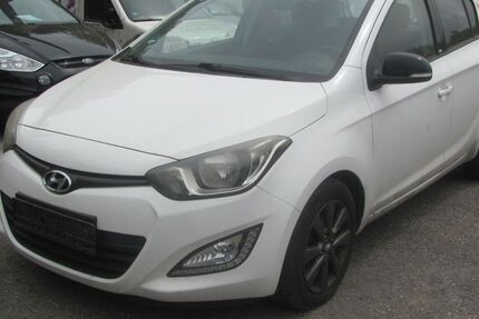 Hyundai i20 174.200 km 2.490 &euro; Kirchheim unter Teck 73230