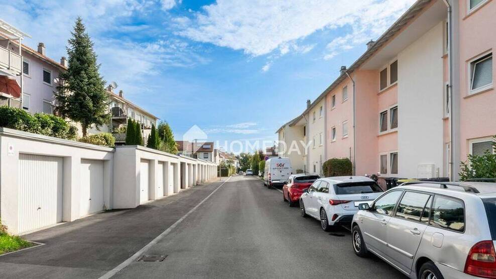 Gepflegte Wohnung mit sonnigem Balkon und Garage in familienfreundlicher Lage in Backnang