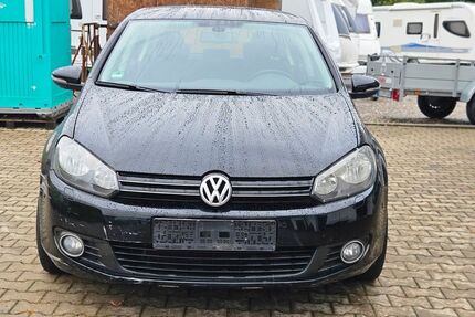 VW Golf 205.000 km 2.699 € Notzingen 73274