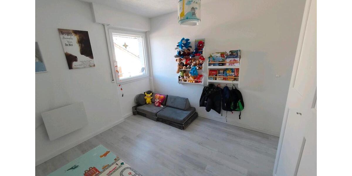 Etagenwohnung Asperg - 3 Zimmer, 70 m&sup2;, 1.300&euro; | Angebot:24831894