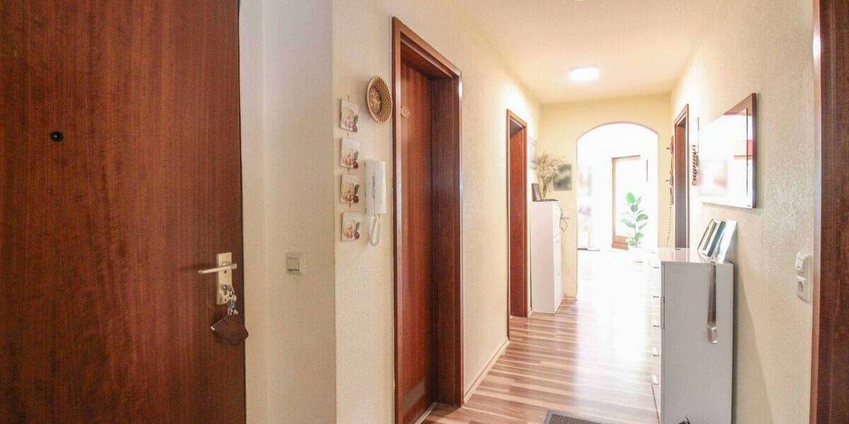 Etagenwohnung Waiblingen - 3 Zimmer, 82 m&sup2;, 330.000&euro; | Angebot:26879692