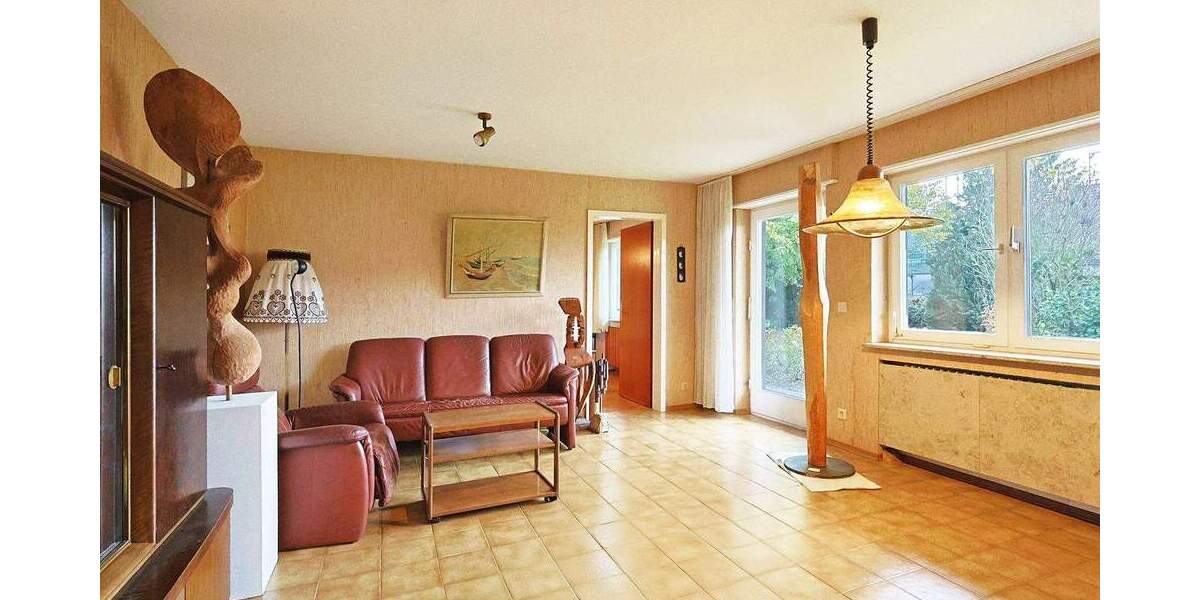Mehrfamilienhaus, Wohnhaus Sindelfingen-Maichingen Maichingen - 7 Zimmer, 284 m&sup2;, 915.000&euro; | Angebot:24607846