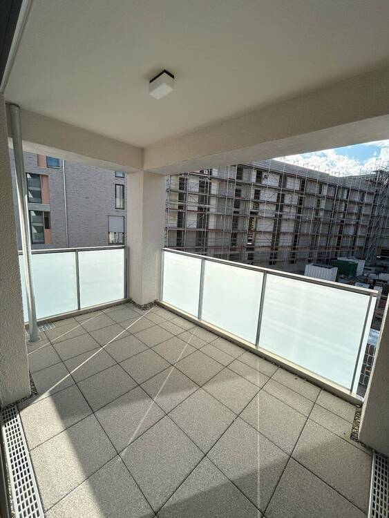 Erstbezug geräumige 4-Zimmer Wohnung