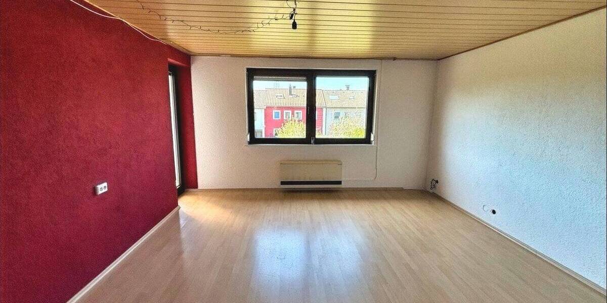 Reihenmittelhaus Sindelfingen Mitte - 7 Zimmer, 140 m&sup2;, 480.000&euro; | Angebot:26807364