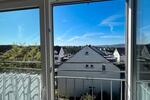 Dachgeschoßwohnung Fellbach Oeffingen - 4 Zimmer, 90 m&sup2;, 1.300&euro; | Angebot:26130840