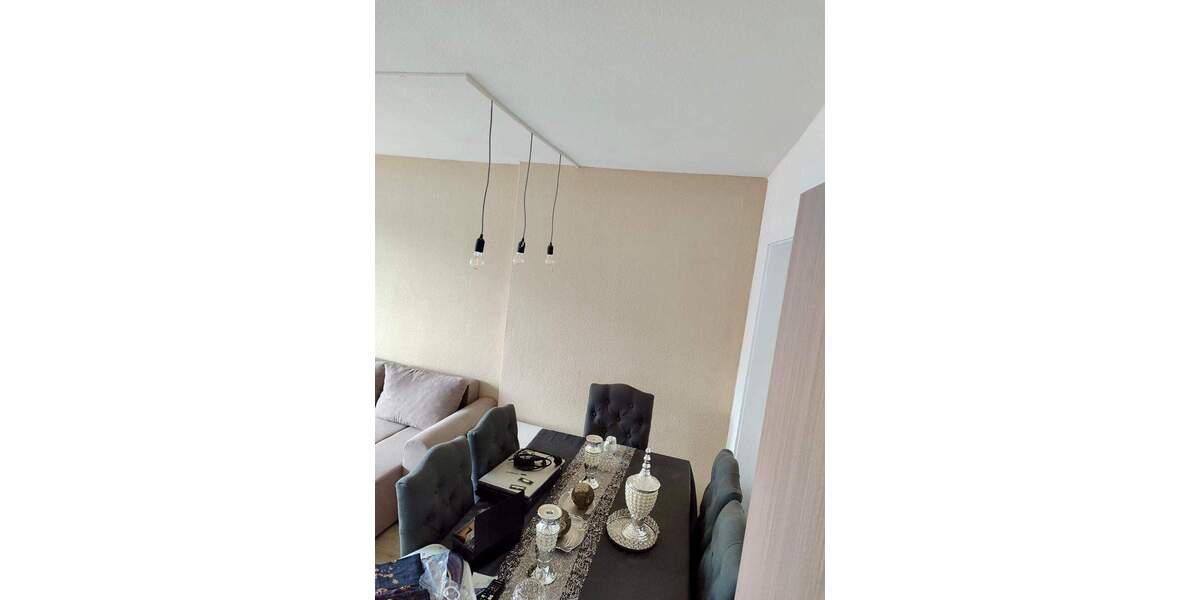 Etagenwohnung Stuttgart Ost - 3 Zimmer, 72 m&sup2;, 900&euro; | Angebot:25275615