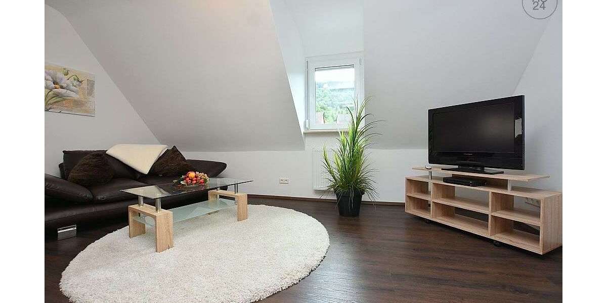 Zimmer Stuttgart Luginsland - 2.5 Zimmer, 1.350&euro; | Angebot:25419063