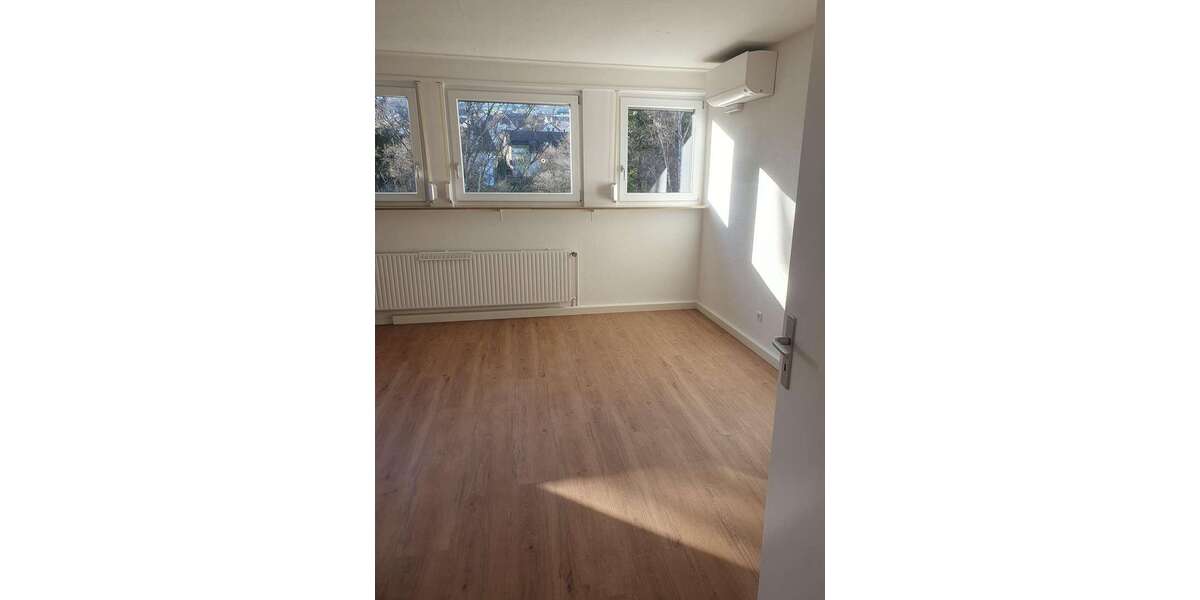 Wohnung zum Mieten in Esslingen am Neckar 950 € 69 m² 3 zimmer