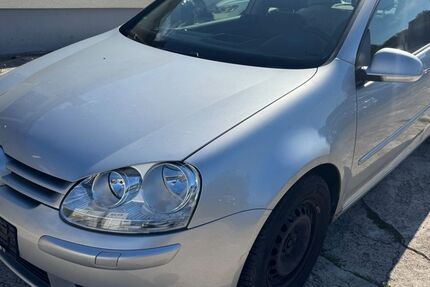 VW Golf 227.000 km 1.500 € Sindelfingen/Stuttgart 71069