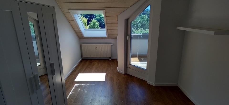 Dachgeschoßwohnung Stuttgart Fasanenhof-Ost - 3 Zimmer, 78 m&sup2;, 369.000&euro; | Angebot:26399776