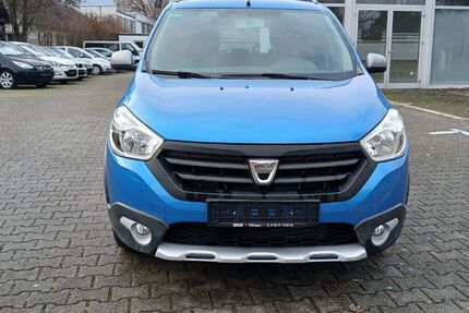 Dacia Lodgy 167.805 km 5.900 € Schorndorf 73614