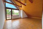 Gemütliche Dachgeschoss-Wohnung mit großem Balkon!