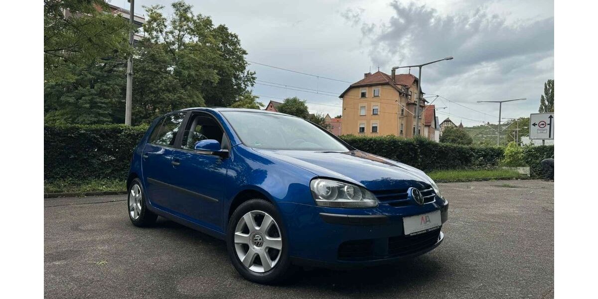 VW Golf 138.000 km 5.250 &euro; Stuttgart 70376