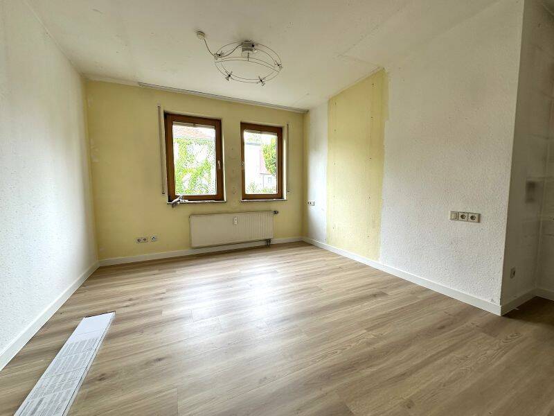 Kompakte StadtWohnung mit Garten - Ideales Zuhause für Paare oder kleine Familien